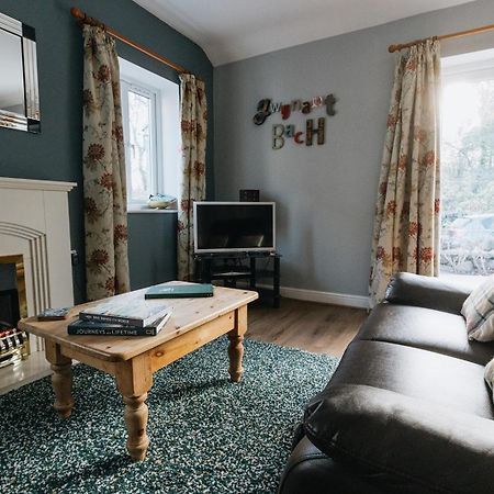 Gwynant Bach - Cosy 2 Bed Bungalow Cottage In Snowdonia National Park, Conwy, North Wales Exterior photo