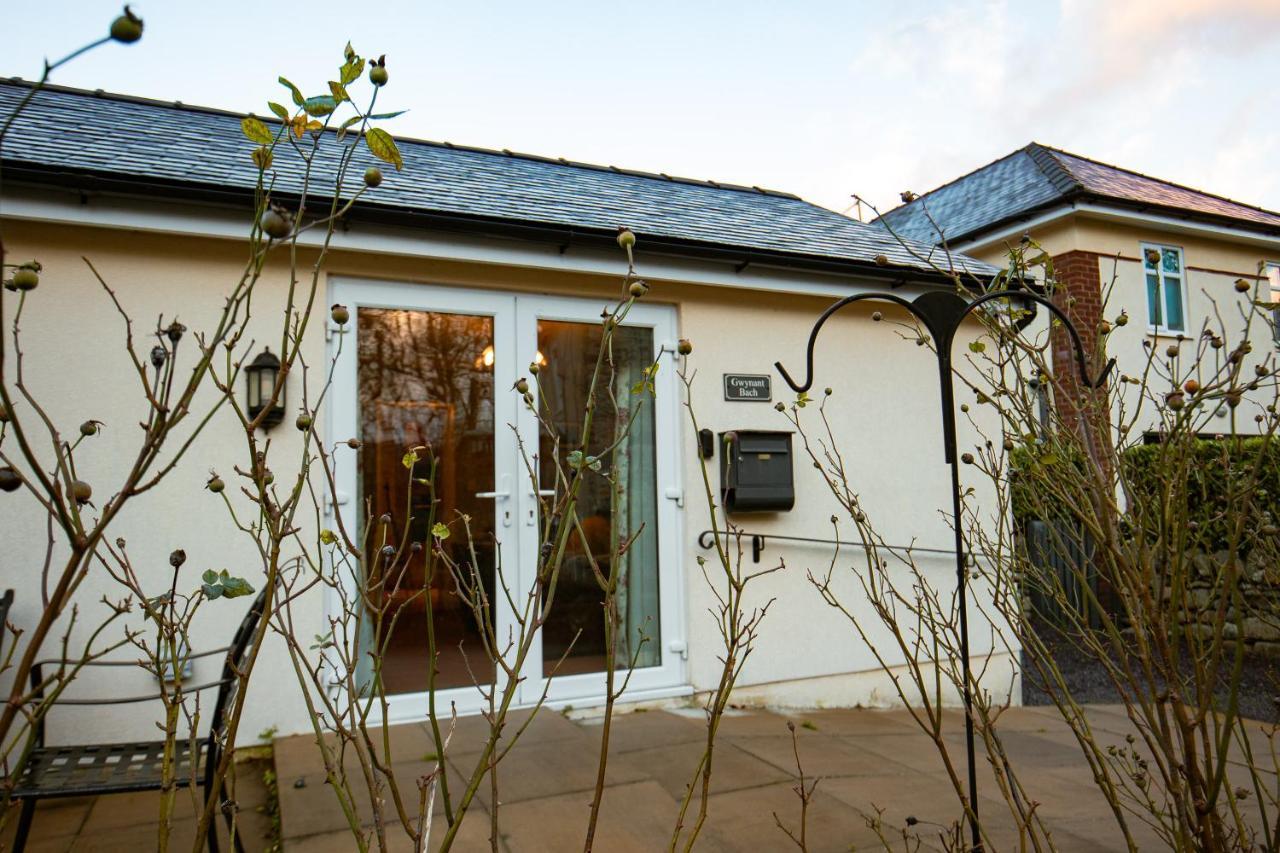 Gwynant Bach - Cosy 2 Bed Bungalow Cottage In Snowdonia National Park, Conwy, North Wales Exterior photo
